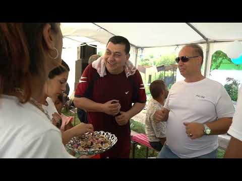 Видео: Кръщене на Мария Тошко и Гего 2част гр Роман