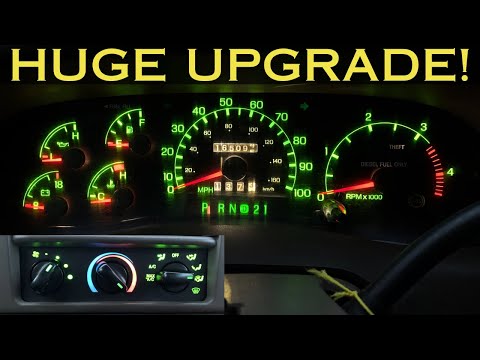 Видео: Замена светодиодных ламп в грузовиках Ford: подсветка приборной панели и климат-контроль