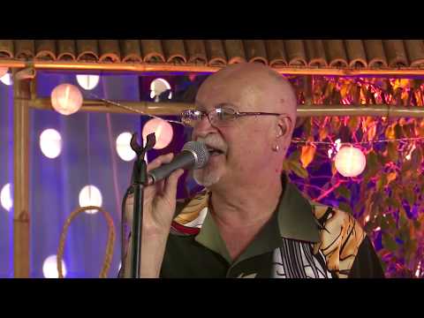 Видео: „Да те жадувам“ - група Сигнал (Джулай Морнинг концерт)