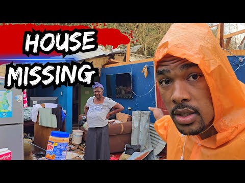 Видео: 85-летняя бабушка спала, когда ее ДОМ унесло ветром‼️😱