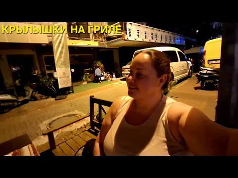 Видео: НА МЕНЯ НАПАЛА БРОДЯЧАЯ КОШКА И ОЦАРАПАЛА МЕНЯ