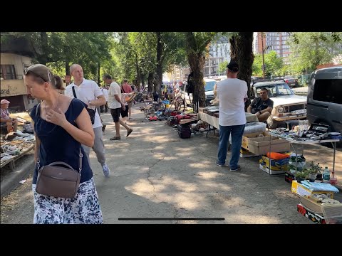 Видео: ЗАПОРОЖЬЕ | МАЛЫЙ РЫНОК, барахолка, магазин СВЕЖИНА, кафе "На Часі"