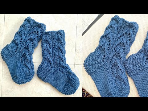Видео: Ажурный узор для носков -  Легко и просто! #knittingtutorialforbeginners  #вязаныеноски
