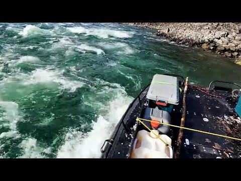Видео: Уш-Белдир. Опасный спуск по порогам | Часть третья