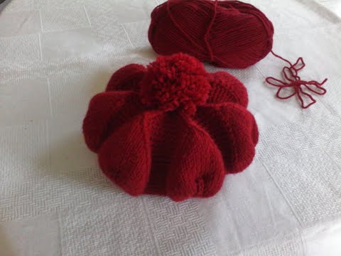 Видео: детский берет листики вязаный спицами