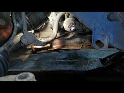 Видео: 🔥NISSAN TIIDA быстрая замена передних рычагов подвески 🔥