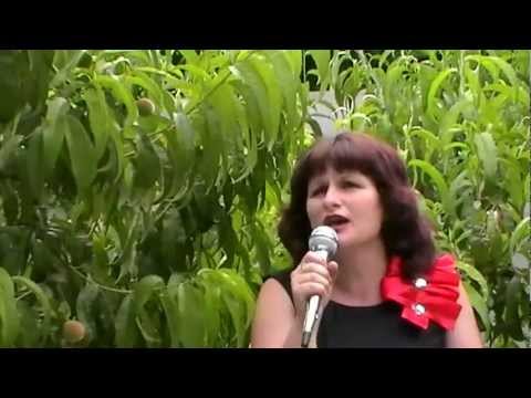 Видео: "Не остарявай мамо"(болгарская песня)