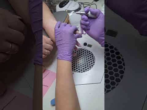 Видео: Укрепление ногтей/Маникюр/опил формы овал ❤️