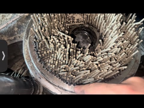 Видео: Притирка Матрицы Гранулятора DR3R 250 inFermer PRO Матрица Которую Очень Долго Не Могли Перетереть