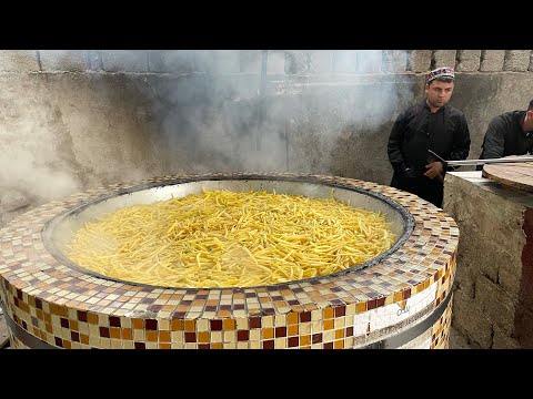 Видео: Плов без Зиры!!!! Первый раз пробуем Сюзьма плов на Базаре!!!Каракалпакстан!!!