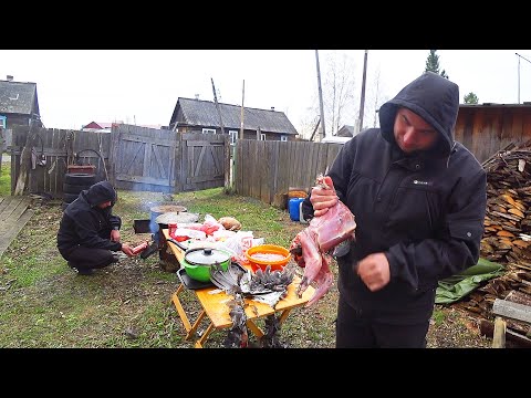 Видео: Как приготовить глухаря / Вкусный рецепт глухаря в казане сметане / Глухарь в казане / Трапеза