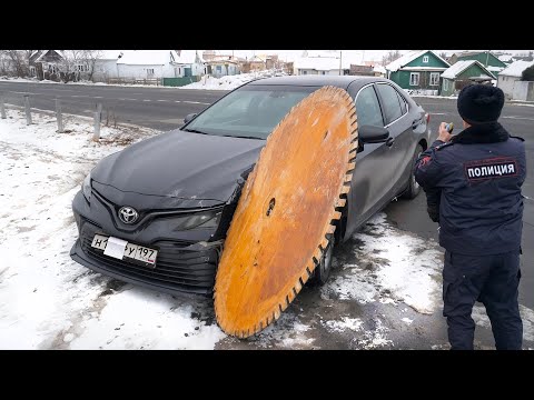 Видео: Вот Это Прилетело! Мгновенная Карма На Дороге, Снятая На Камеру