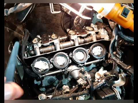 Видео: Регулировка Клаппанов на Сузуки gsxr600 к8