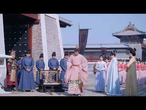 Видео: Принц без ума от Золушки на публике и помогает ей завоевать вдовствующую императрицу.