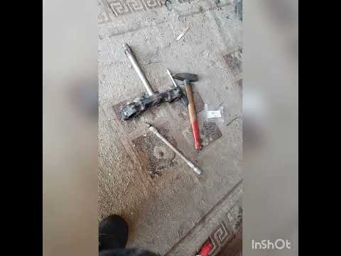Видео: замена рулевых подшипников Honda XRV 750 Africa twin