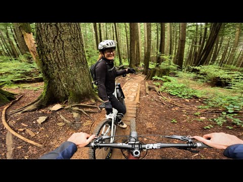 Видео: Ей 77 лет, и она ездит верхом лучше большинства!