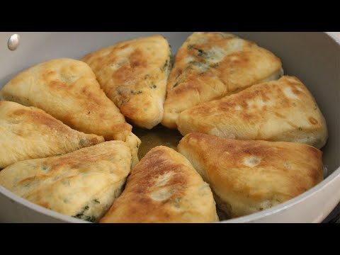 Видео: ✨ Ленивые пирожки без возни и без лепки! 🥰Пышные, нежные — словно пух! ☁️🥐💫