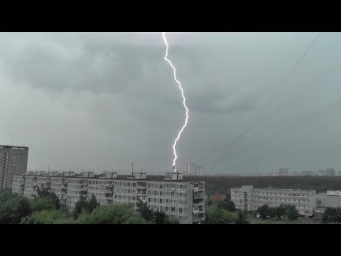 Видео: Гроза в Москве / Thunderstorm in Moscow (15.07.13)