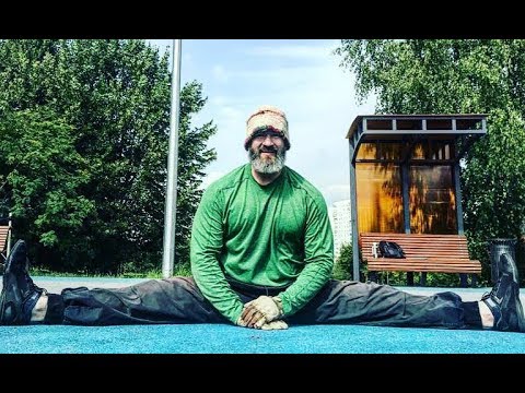 Видео: Шпагат – комплекс растяжки от Сергея Бадюка и Ван Ден Солдатова