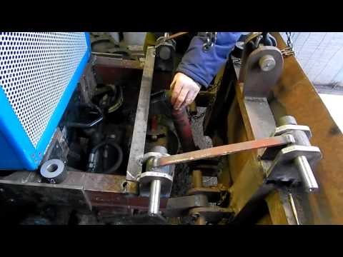 Видео: Установка лопаты на перед трактора . 2 - Часть.