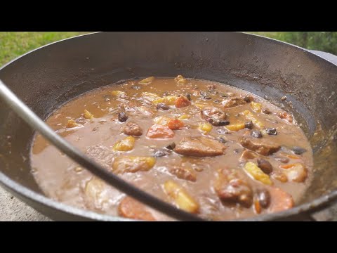 Видео: СПРАВЖНІ ЧАНАХИ в казані на вогні.