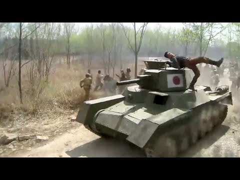 Видео: Антияпонский фильм|Японские танки атакуют, но антияпонский герой уничтожает танки, переломив