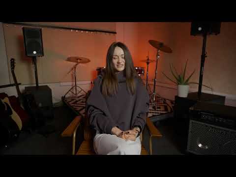 Видео: Вокалистка Алена Щербина — о пользе развития вокала для обычной жизни