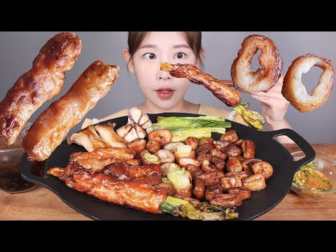Видео: Жареный свининный кишечник [eating show] mukbang korean food