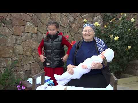 Видео: 1 КБР "Таулу адетле" 1 выпуск - Сабийни бешикге салгъан.