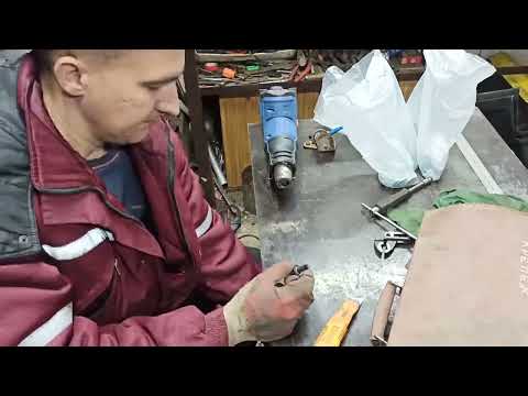 Видео: Как перегнуть топливную трубку из пластика. Как заменить конец разьем топливной трубки на газеле.