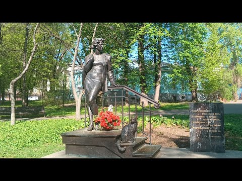 Видео: Прогулки по Москве. Прогулка по Екатерининскому парку. Часть 1.