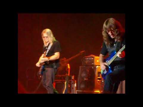 Видео: 5 августа 2012, Москва, концерт G3 Steve Vai, Steve Morse, Joe Satriani, эпизоды.