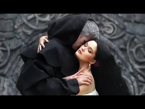 Видео: Notre-Dame de Paris Собор Парижской Богоматери. Эсмеральда и Фролло. Ты гибель моя,  Маракулин