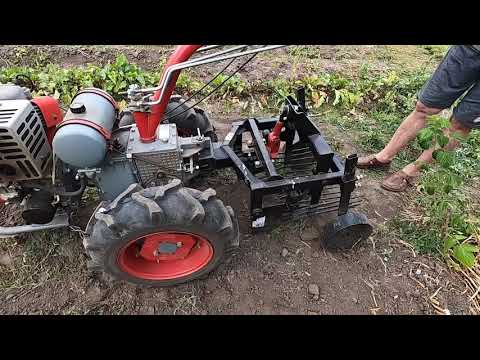 Видео: Копалка Мотор Сич с мотоблоком  «Мотор Сич МБ-8». Digger Motor Sich with Motor Sich MB-8.