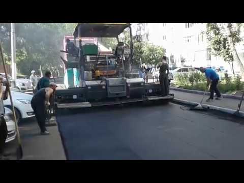 Видео: VOGELE SUPER 1800 -  3 создаёт новое дорожное полотно