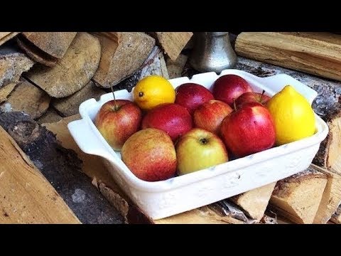 Видео: Как просто приготовить яблочный крамбл