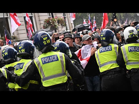 Видео: ПРАВАЯ ВОЛНА, ИЛИ ТРИУМФАЛЬНОЕ ШЕСТВИЕ ТРАМПИЗМА ПО ПЛАНЕТЕ