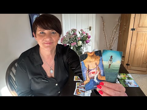 Видео: ВОДОЛЕЙ ♒️ Предстоящая неделя 6 октября 🌹Скрытое благословение🌹