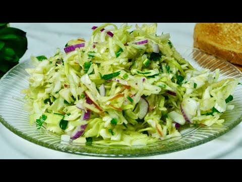 Видео: Съедят за минуту! Беру Капусту и Яблоко Готовлю Самый вкусный салат из капусты за 5 минут!