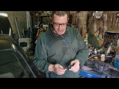 Видео: Ремонт датчика AUC на автомобиле BMW. #bmw #bmwe46 #auc