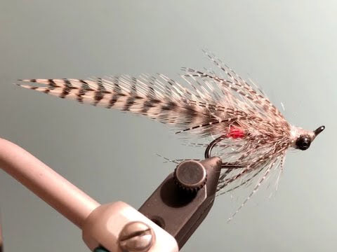 Видео: Мушка Тульский Кальмарчик Как связать от GM FLY