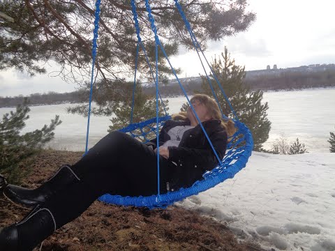 Видео: Плету качели - гамак - подвесное кресло для улицы, все просто и вы сможете!