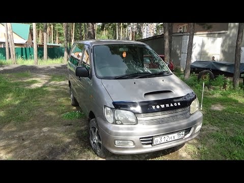 Видео: Toyota Town Ace Noah покраска крыши и задней двери .