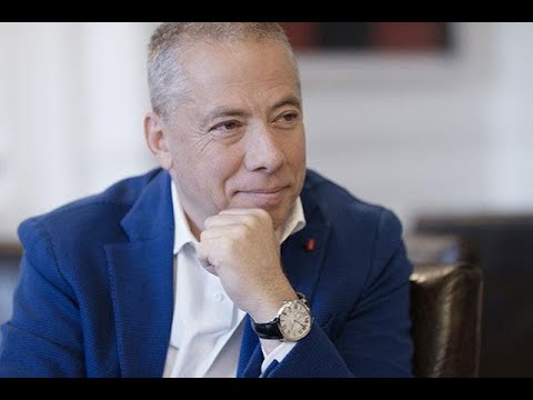 Видео: Ресторатор Аркадий Новиков, о ресторанном бизнесе и ресторанах.