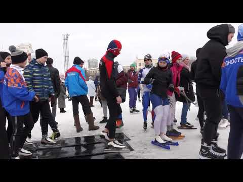 Видео: 01429 БЕСПОДОБНЫЙ ХИТРЫЙ ПУПС   К НАМ ПРИПРЫГАЛ ИЗ УРГУПС   НА ЛЕД НАДЕЖДЫ НАШЕЙ   НО ЧАЙ СИЛЬНО В Г