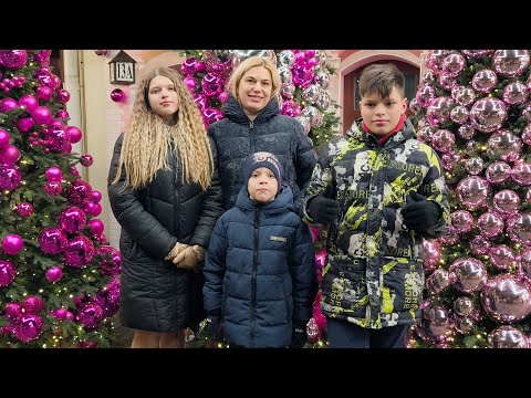 Видео: Новогодние инсталляции (локации) Минска 2025 (Pinky Bandinsky, Dana Mall - Калядны падарунак)