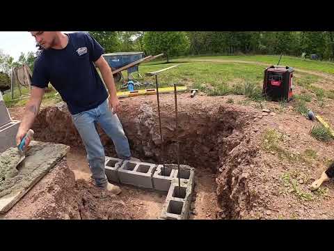 Видео: Все, что вам нужно знать об укладке углового блока