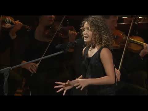 Видео: Лиза Трофимова "Memory"