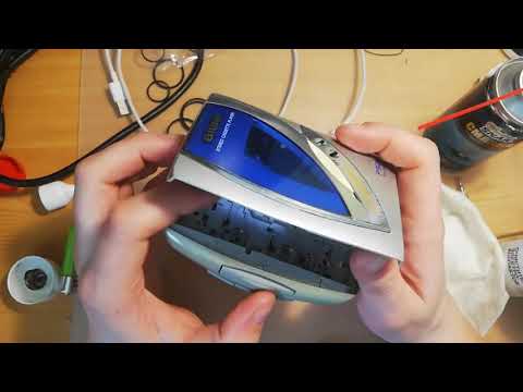 Видео: Кассетный плеер aiwa ps211 ear fuard. Оживляем кассетный плеер aiwa ps211 ear fuard 2001 года.