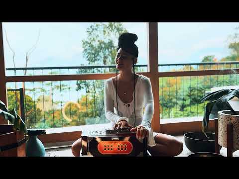 Видео: ИНОПЛАНЕТНОЕ ЗВУЧАНИЕ АМРИТЫ | МГНОВЕННОЕ ИСЦЕЛЕНИЕ ДУШЕВНОЙ БОЛИ